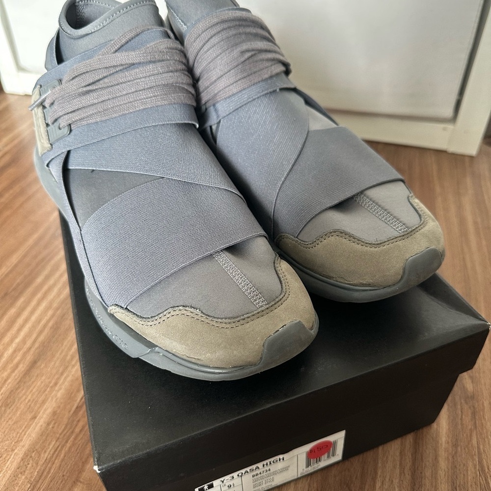 Y-3 Men's Sneakers in Gray and Tan